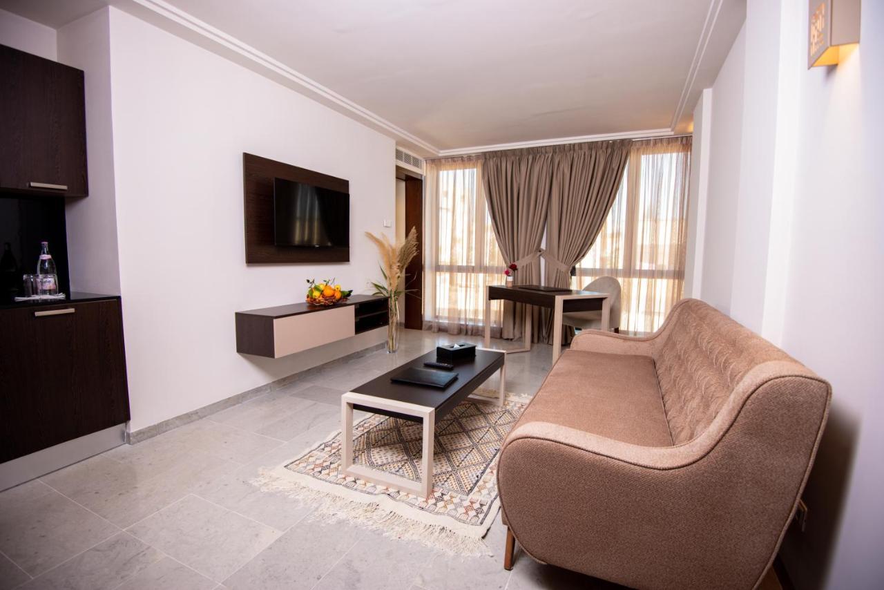 Hotel Lescure Business And Spa Megrine 外观 照片