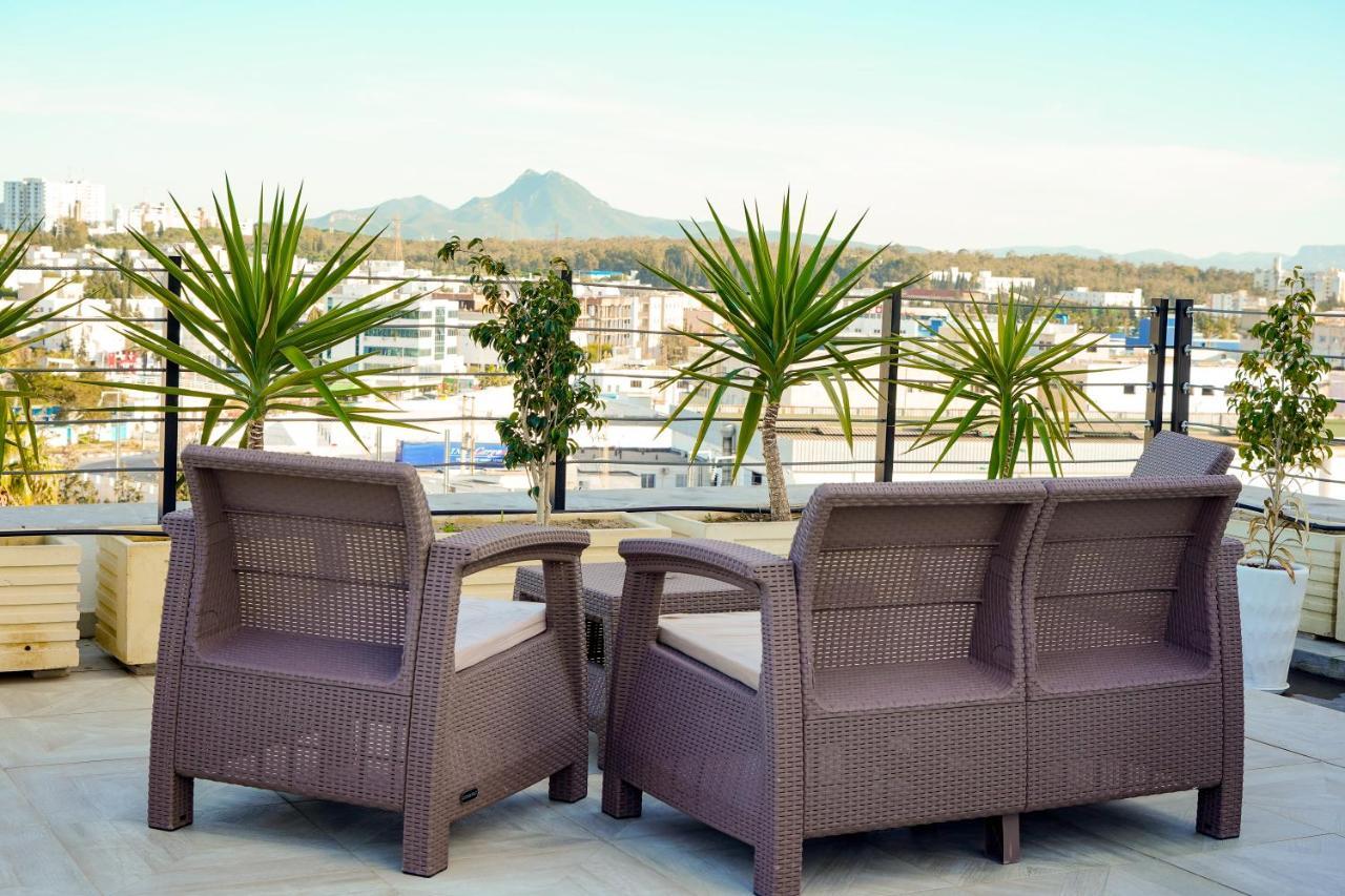 Hotel Lescure Business And Spa Megrine 外观 照片