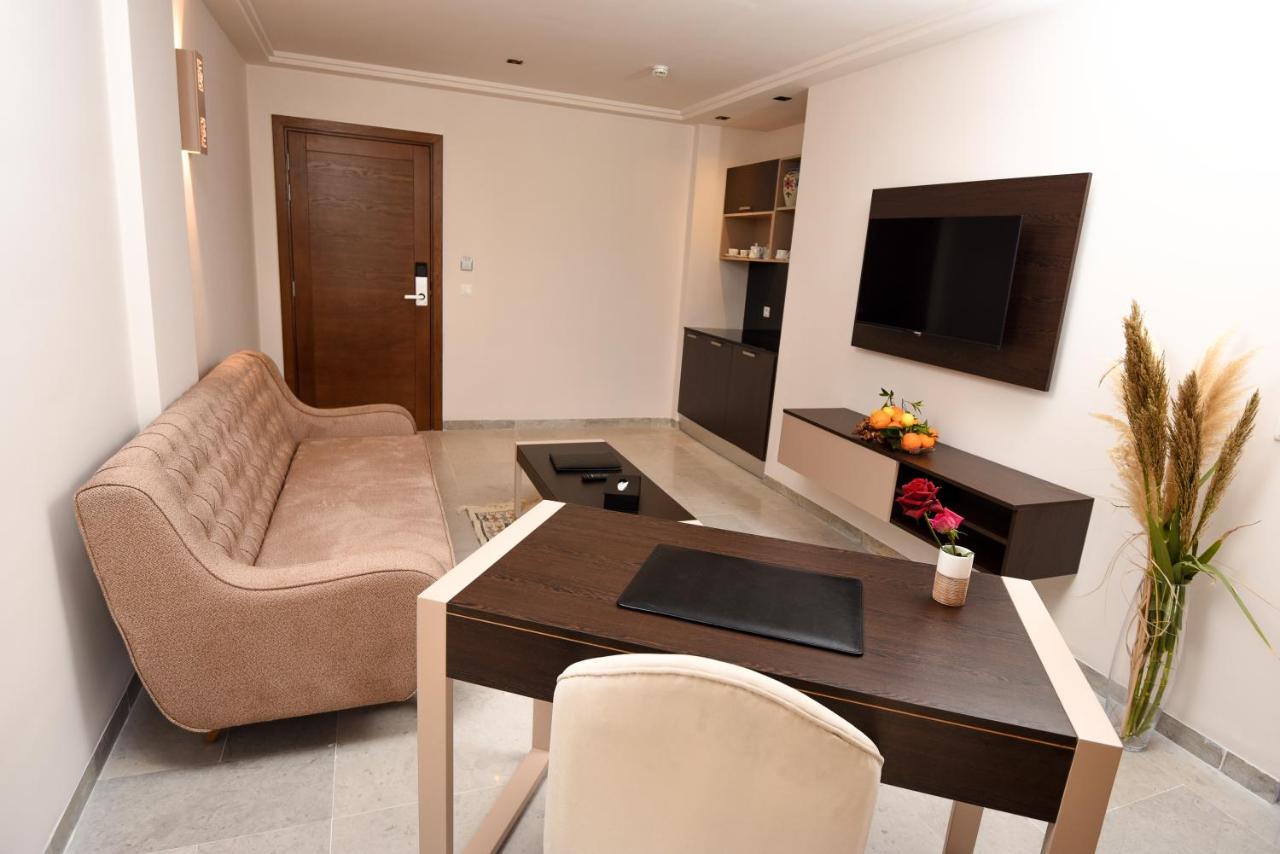 Hotel Lescure Business And Spa Megrine 外观 照片