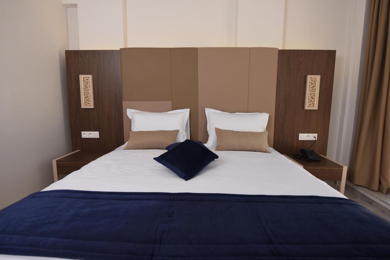 Hotel Lescure Business And Spa Megrine 外观 照片